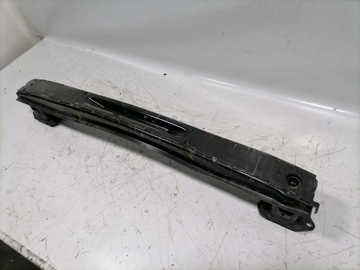 VW Passat B9 original Tr&auml;ger Verst&auml;tkung Stossf&auml;nger hinten Kombi Variant Bj.2024